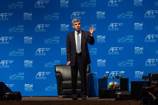 Ελ Αριάν: Πότε θα επιτρέψουμε στην Ελλάδα να βγάλει το κεφάλι απ&#039; το νερό;