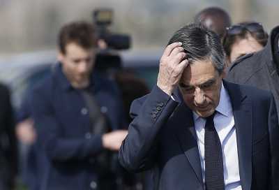 Δεν αποσύρει την υποψηφιότητά του ο Φιγιόν - Σενάρια για αντικατάσταση από Ζιπέ