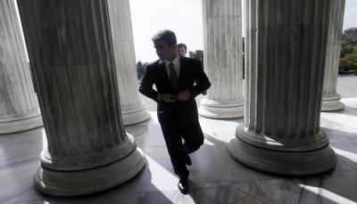 "Δεν υπογράφω συνταξιοδοτήσεις εκπαιδευτικών" δήλωσε ο Λοβέρδος