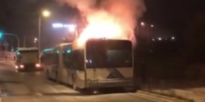 Πυρκαγιά σε λεωφορείο του ΟΑΣΑ με επιβάτες