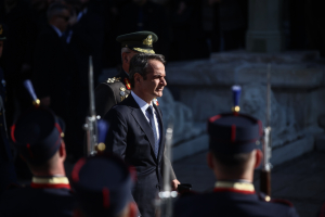 Οι εισηγήσεις στον πρωθυπουργό να μην μιλήσει στην κηδεία Σημίτη