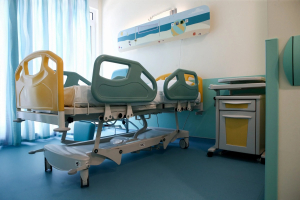 Δύσκολες ώρες για το 2χρονο εγγονάκι - Χαροπαλεύει μετά το σφοδρό τροχαίο