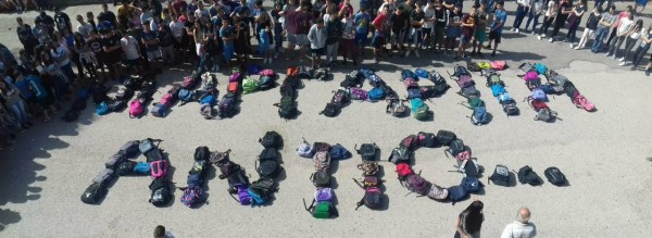 Αγρίνιο: Το συγκινητικό ''αντίο'' των συμμαθητών της στην 14χρονη Μαργαρίτα