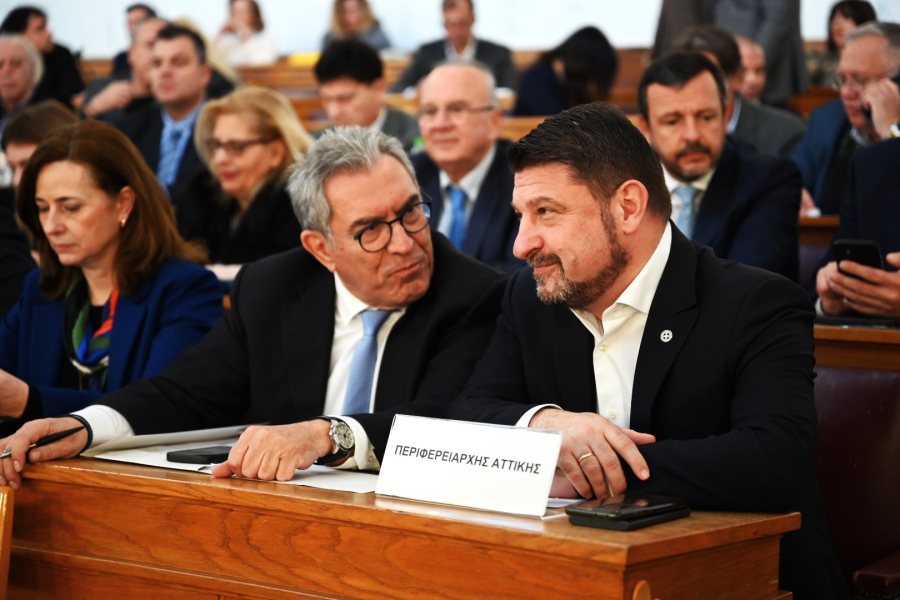 Πρόεδρος του Περιφερειακού Συμβουλίου Αττικής ο Βασίλειος Καπερνάρος