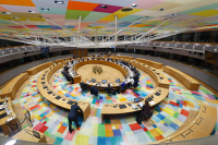 Η ΕΕ ενέκρινε το δάνειο 90 δισ. ευρώ στην Ουκρανία - Τέλη Μαΐου η εκταμίευση