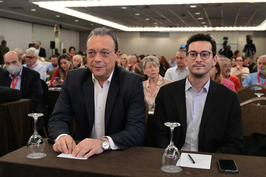 Ραγδαίες εξελίξεις στον ΣΥΡΙΖΑ: Παραιτήθηκε ο Καλπάκης από γραμματέας του κόμματος