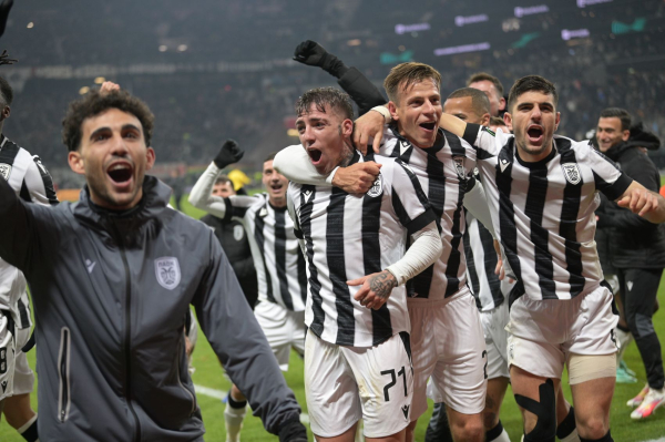 «Πρέσβης» ΠΑΟΚ, έκανε μεγάλο διπλό στη Φρανφκούρτη και πέρασε στους 16 του Conference League