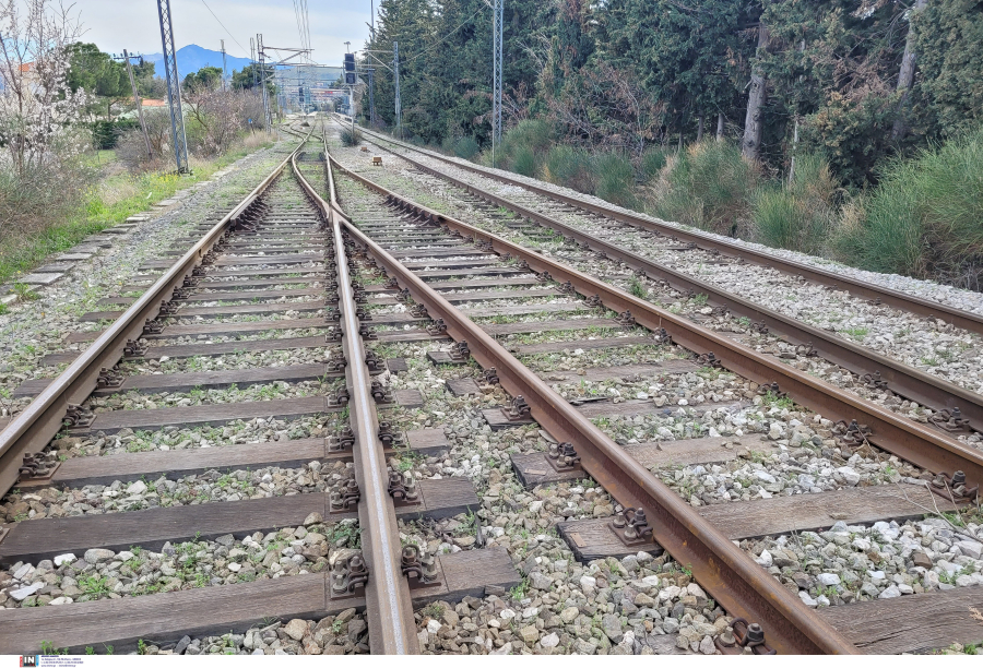 Καθυστερήσεις δρομολογίων του προαστιακού λόγω βλάβης στη σηματοδότηση