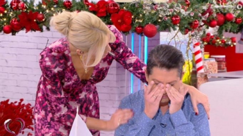 Ξέσπασε σε κλάματα ο Γιάννης Πουλόπουλος - Η τραγική ιστορία και η άγνωστη σχέση με την Αλέξια (vid)