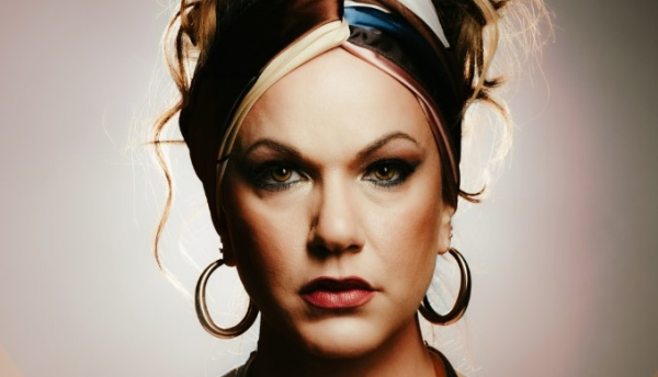 Η Εύα Σακελλάρη σε μια soul βραδιά στον Κεραμεικό