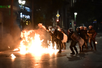 Ποινική δίωξη σε 11 συλληφθέντες για τα επεισόδια στο χθεσινό συλλαλητήριο για τα Τέμπη