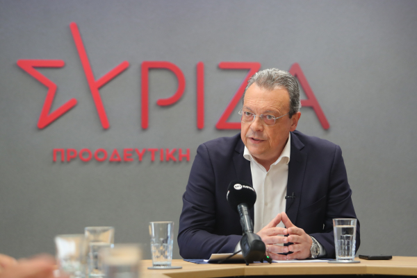 Φάμελλος: «Η κυβέρνηση αντί να πάρει μέτρα, εκπαιδεύει τους πολίτες στην ακρίβεια»