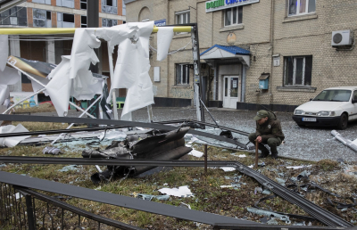 Ουκρανία: Οι Ρώσοι εμποδίζουν λεωφορεία να απομακρύνουν αμάχους-Δεν θα ανοίξουν ανθρωπιστικοί διάδρομοι σήμερα