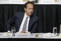 John Paulson Exits Greek Banks, Cashing in Nearly €390 Million