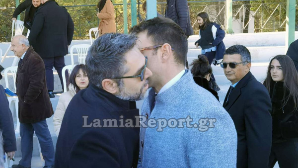 Θερμός εναγκαλισμός Κασσελάκη - Σαρακιώτη στον Γοργοπόταμο