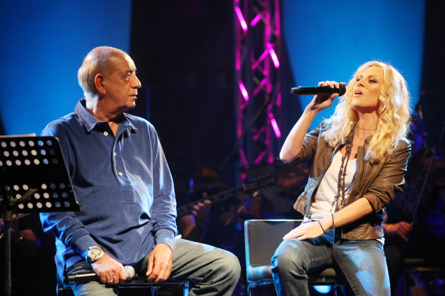 Πέγκυ Ζήνα για Μητροπάνο: «Εκκωφαντική η σιωπή σου βουνό μου» (Φωτογραφία)