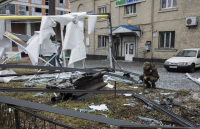 Ρωσία: Ο νομπελίστας διευθυντής της Novaya Gazeta και οι συντάκτες της καταδικάζουν τον πόλεμο κατά της Ουκρανίας