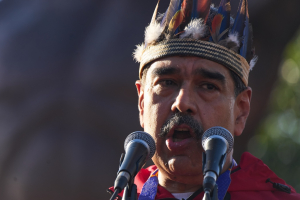 Μαδούρο: «Δαιμονική μάγισσα» η Ματσάδο, που κέρδισε το Νόμπελ Ειρήνης