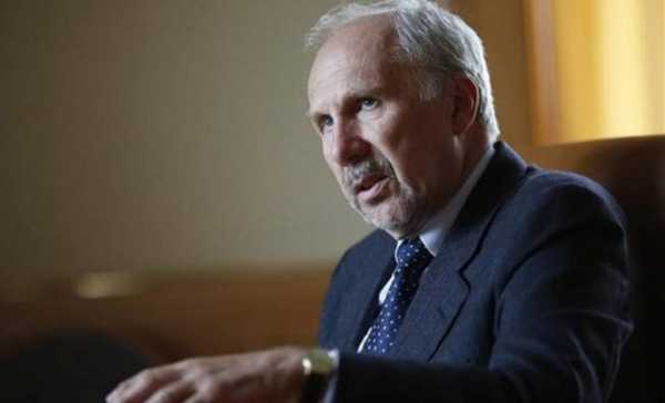 Ο Νοβότνι βάζει «φρένο» στο άνοιγμα των ελληνικών τραπεζών