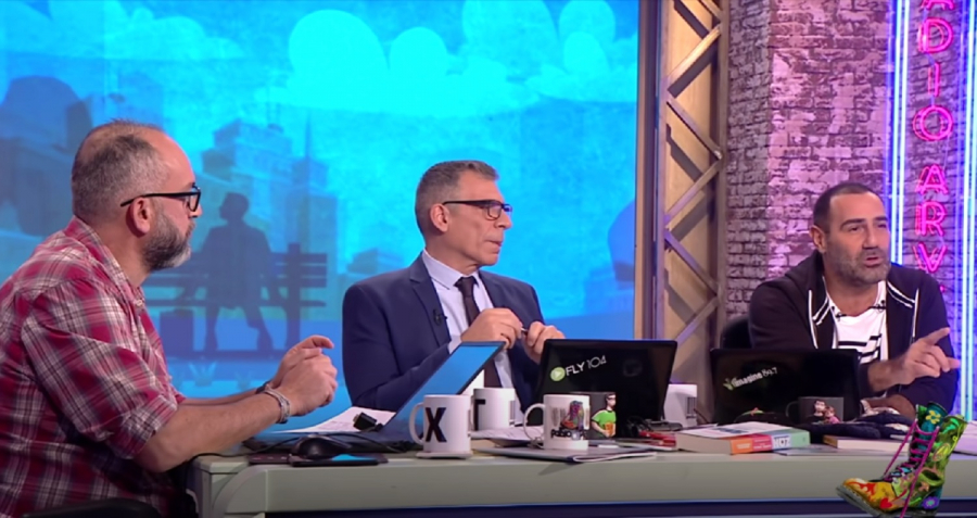 Όταν οι Ράδιο Αρβύλα σχολίαζαν τα ερωτικά βίντεο, «πρόσεξε μην το κυκλοφορήσει στα περίπτερα» (βίντεο)