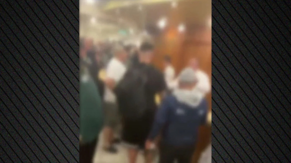 «Φουρτούνα» στο «Κνωσός Παλάς»: Ένταση με τους επιβάτες, όταν το πλοίο δεν σταμάτησε στη Μήλο (Βίντεο)