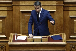 Συζήτηση στη Βουλή για τα αποτελέσματα του Eurogroup ζητά ο Μητσοτάκης