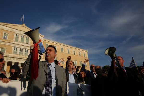 Ετοιμάζονται για προσφυγή ενάντια στις νέες εισφορές οι δικηγόροι