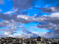 Καιρός: Μεμονωμένες καταιγίδες και θερμοκρασία στους 18 βαθμούς