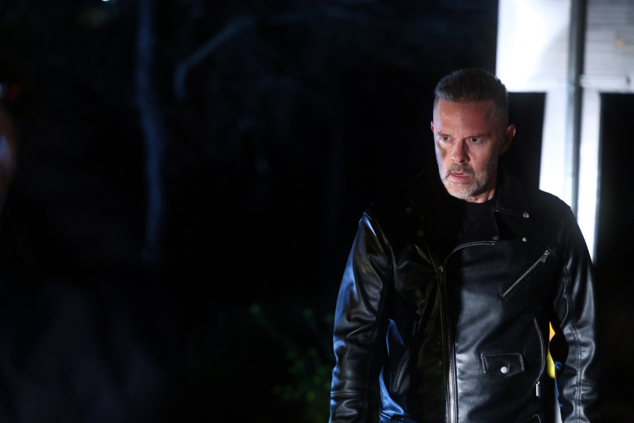 Ο Χρήστος Λούλης εισβάλλει στη «Διάφανη Αγάπη» (Βίντεο)