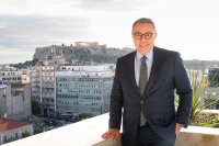Alpha Bank: Αναπροσαρμογή 66,7% στον ετήσιο μισθό του Βασίλη Ψάλτη - Στα 1,25 εκατ. ευρώ