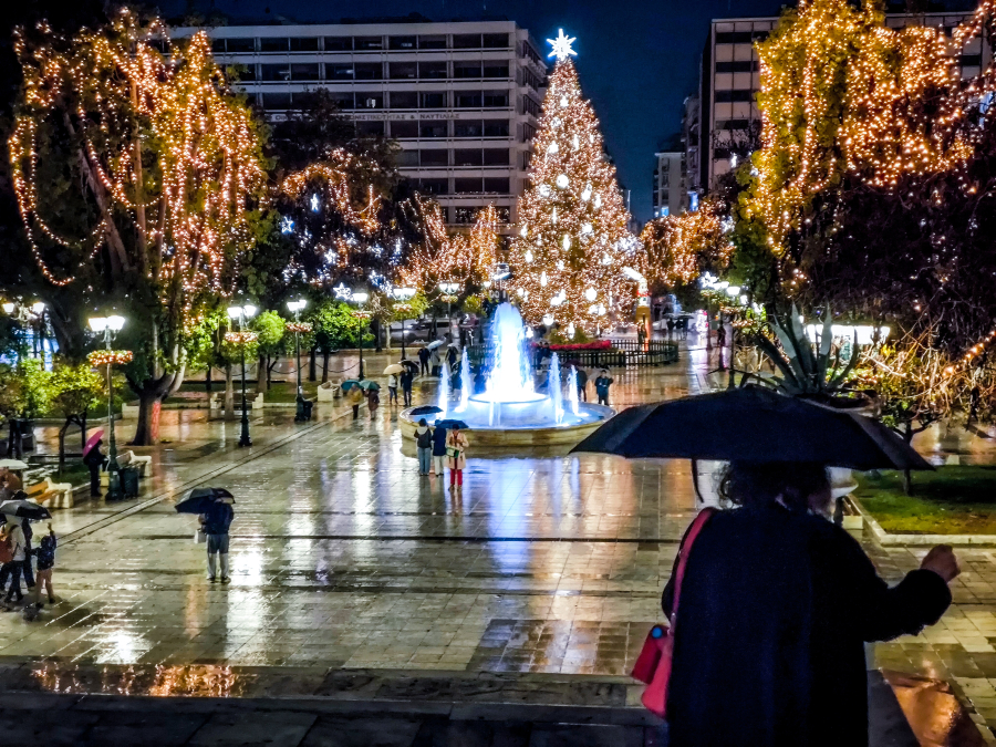 Κλειστά σχολεία σήμερα 4/12 λόγω γιορτής στην Αττική, λόγω κακοκαιρίας σε πολλές περιοχές