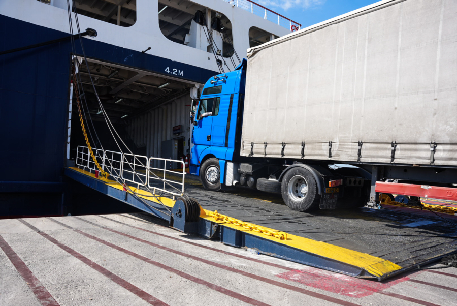 Έληξε η κινητοποίηση των κτηνοτρόφων στο λιμάνι της Μυτιλήνης – Σχοινάς: «Θετική εξέλιξη»