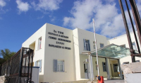 Σύρος: Άνδρας επιτέθηκε με μαχαίρι σε ασθενή μέσα στα επείγοντα του νοσοκομείου