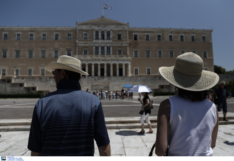 Καιρός αύριο: Θα χτυπήσει 30αρια η θερμοκρασία