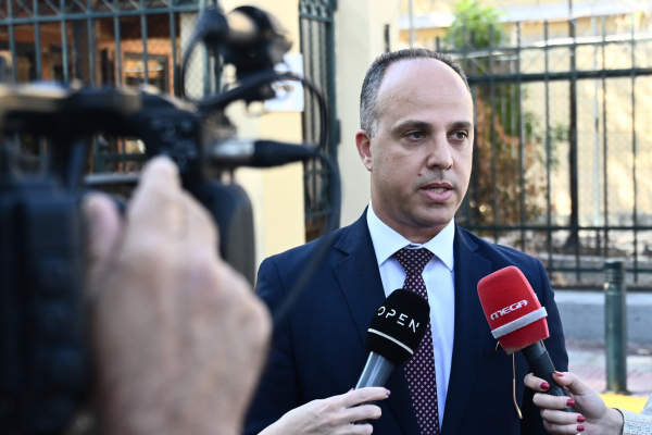 Κεσσές: Να κληθούν όλα τα θύματα των υποκλοπών, έχουν υποχρέωση λογοδοσίας