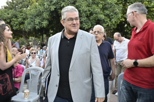 Ο Κουτσούμπας απαντά στον Μητσοτάκη για την Τεχνητή Νοημοσύνη με… ChatGPT (video)