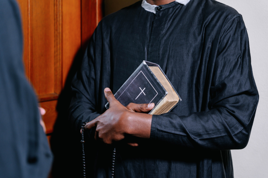 Ένας πάστορας στην Κένυα κατηγορείται για μαζική δολοφονία 40.000 πιστών