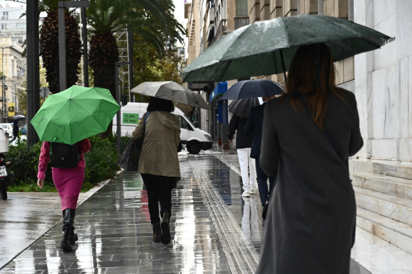 Αλλεπάλληλες λαίλαπες καταιγίδων σε όλη τη χώρα – Πού θα «χτυπήσει» σήμερα η κακοκαιρία Byron