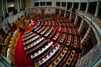 Δημοσκόπηση Metron: 30% η ΝΔ, 15% η ΕΛΑΣ, 13% το ΠΑΣΟΚ - Βουλή 10 κομμάτων