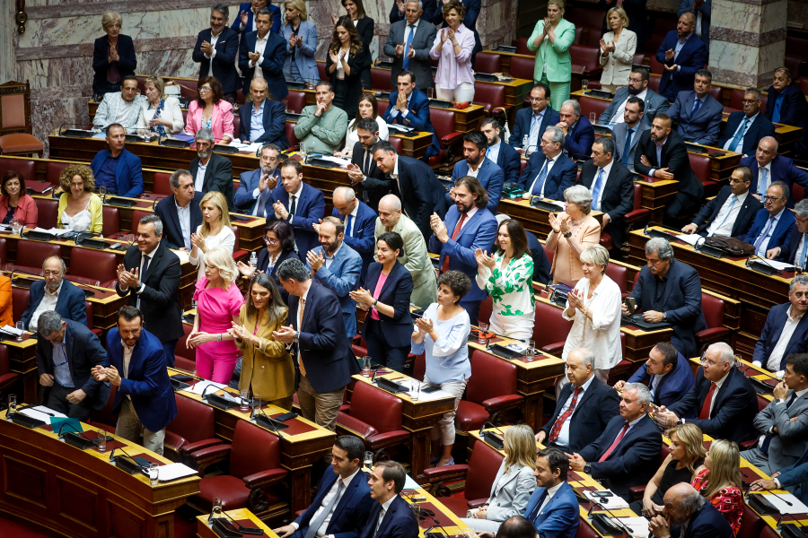 Ο ΣΥΡΙΖΑ κατέθεσε τροπολογία για την ψήφο των εποχικά εργαζομένων