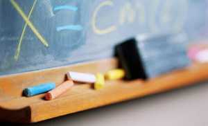 OIEΛΕ: Νέες απολύσεις από την αύξηση του ωραρίου στα ιδιωτικά σχολεία