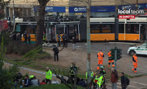 Εκτροχιάστηκε τραμ στο Μιλάνο, ένας νεκρός