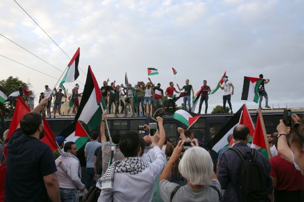 Ένταση έξω από την ισραηλινή πρεσβεία - Ολοκληρώθηκε η πορεία(ΦΩΤΟ)