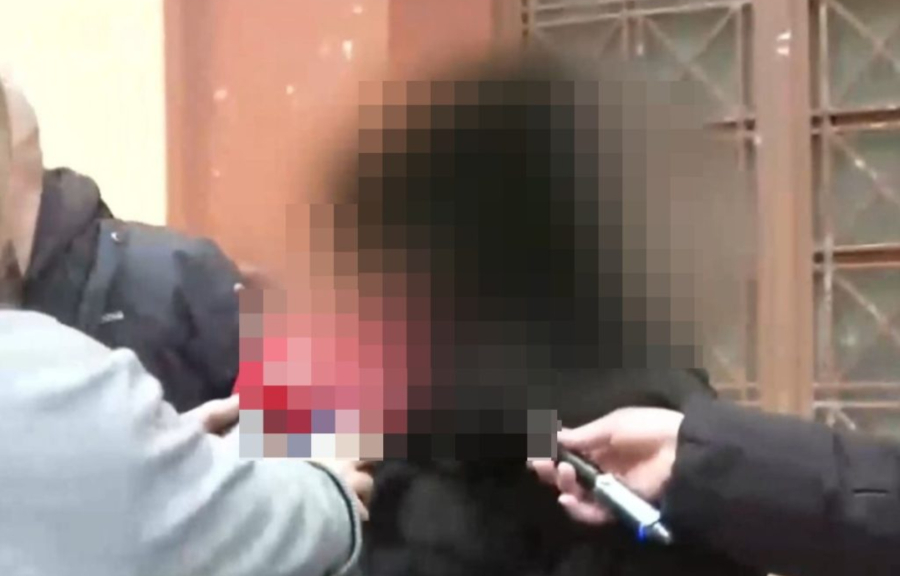 «Ήταν για αστείο»: Προκαλεί ο ισχυρισμός της καθηγήτριας στης Σέρρες