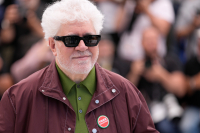 Ισπανία: Ο Πέδρο Αλμοδόβαρ στο πλευρό των διαδηλωτών για την προσιτή στέγη