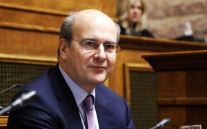 Στο «παραπέντε» ο Χατζηδάκης ζητά από τις Τράπεζες μείωση προμηθειών στα POS