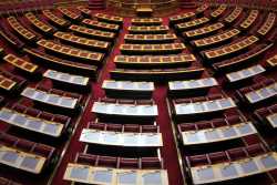 Ερώτηση για τις εκκρεμείς συντάξεις κατέθεσαν 20 βουλευτές της ΝΔ