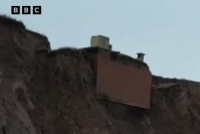 Υπό κατάρρευση πυρηνικό καταφύγιο, λόγω διάβρωσης (Βίντεο)