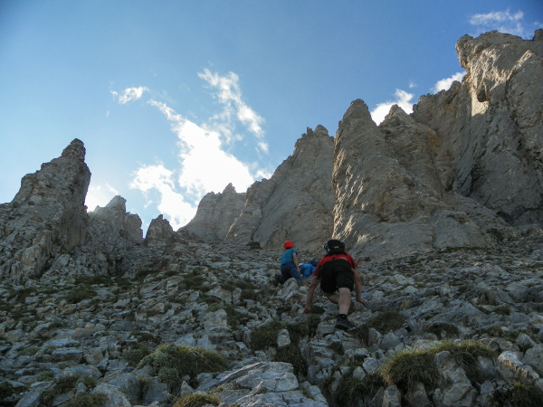 Τραγωδία στον Όλυμπο: Νεκρός ο ένας από τους δυο ορειβάτες