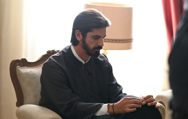 «Άγιος έρωτας»: Ο Κυριάκος αποφυλακίζεται…